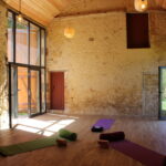 SALLE YOGA PRATIQUE